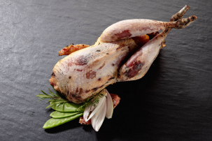 Coq Faisan prêt à cuire