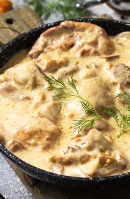 Idées Recette Poulet De Bresse Au Vin Jaune Du Jura Et Aux Morilles